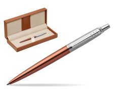 Parker Jotter Chelsea Orange Chrome Colour Trim Ballpoint Pen  in classic box brown