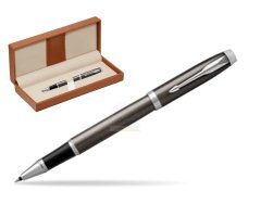 Parker IM Dark Espresso Lacque CT Rollerball Pen  in classic box brown