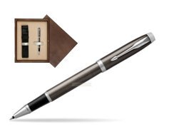 Parker IM Dark Espresso Lacque CT Rollerball Pen  single wooden box  Wenge Single Ecru