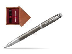 Parker IM Premium Dark Espresso Chiselled CT Rollerball Pen  single wooden box Mahogany Single Maroon